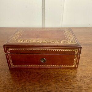 Leather Wrapped Box Early 20th C., Made in New York City